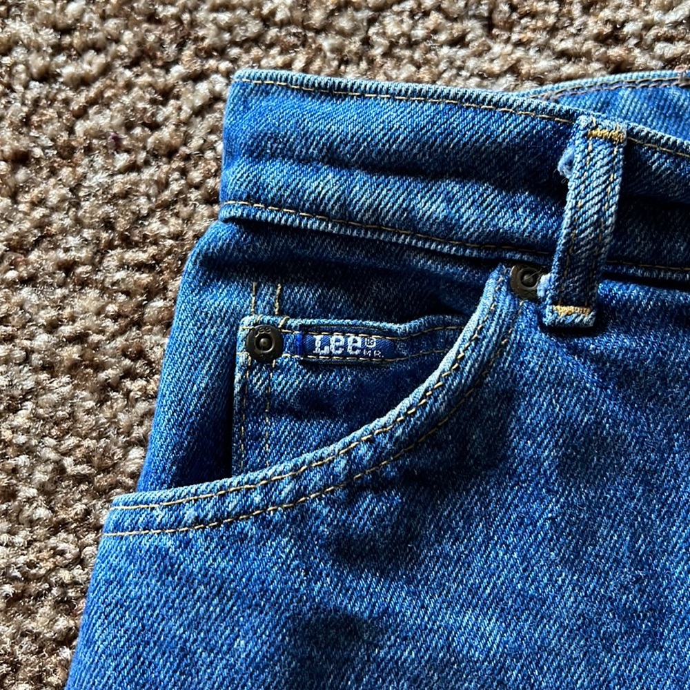 Size 16 Med vintage Lee jeans